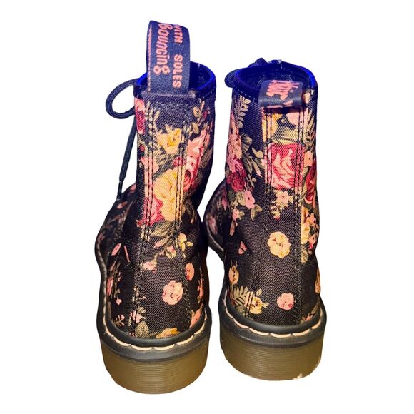 Dr Martens Lace Up Boot Women's 6 Black Pink Canvas Victorian Floral Doc 8 Eye - Picture 4 of 6